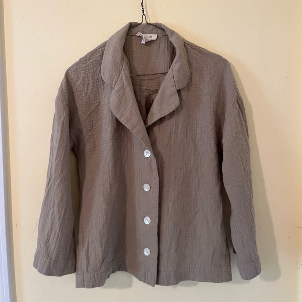 Madewell Button-Down Top in Sand